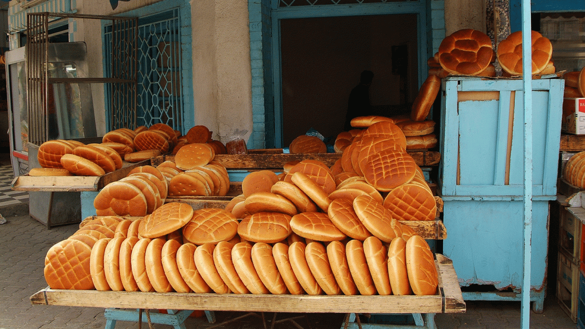 突尼西亞街上龜殼麵包-