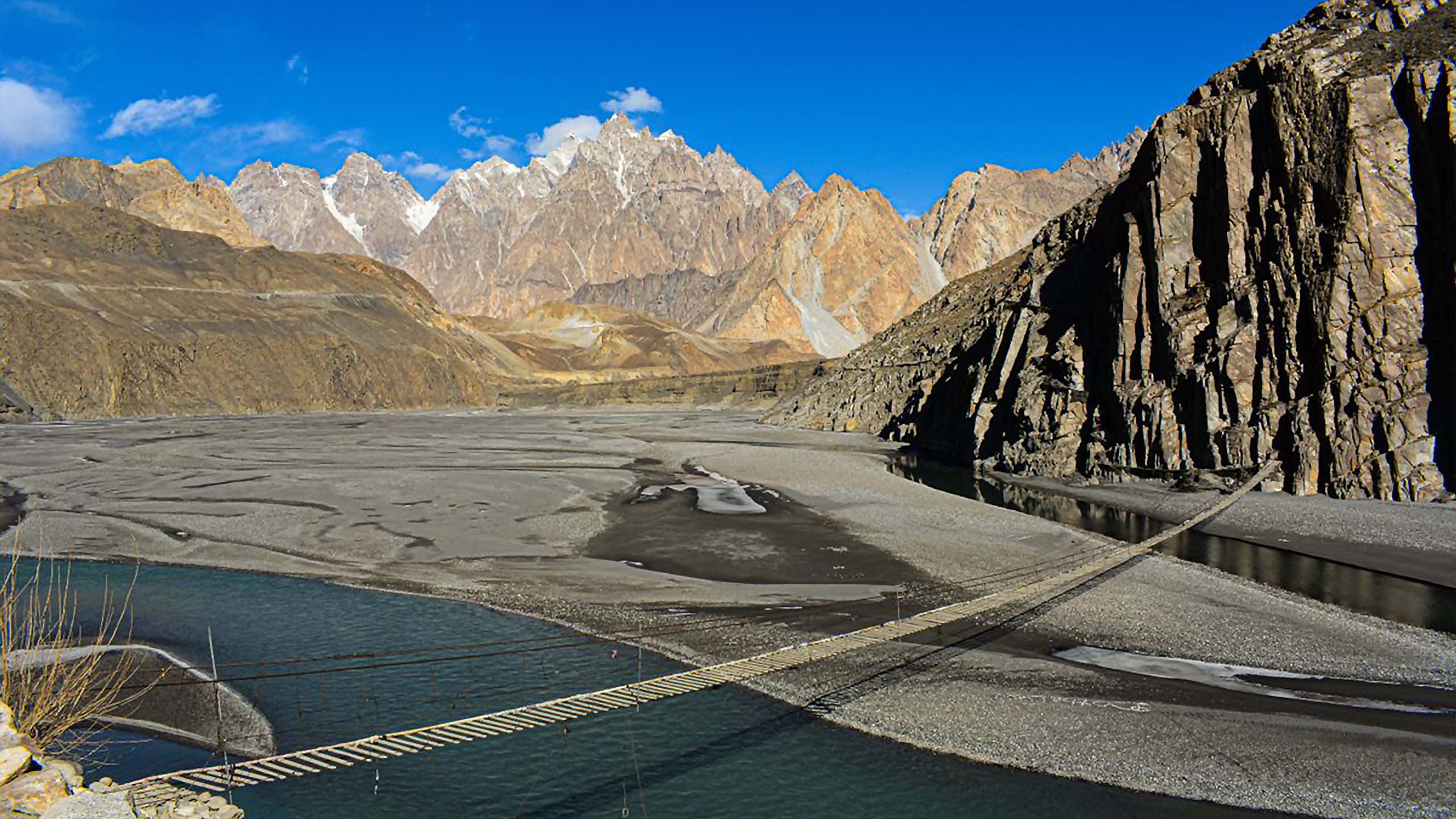 百夫長旅遊_亞洲_巴基斯坦_Hussaini Suspension Bridge