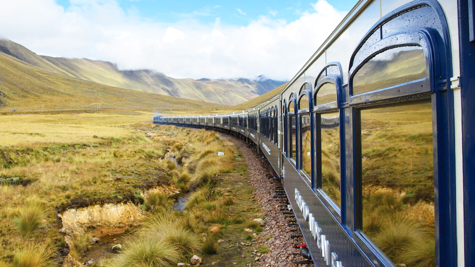 百夫長旅由_南美洲_秘魯-景觀列車-Belmond-Andean-Explorer-aep-ext